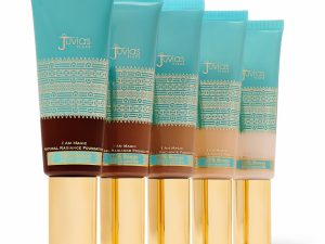 I Am Magic Natural Radiance Foundation